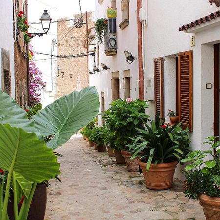 Amazing Apartment In Tossa De Mar With Wifi Exterior photo