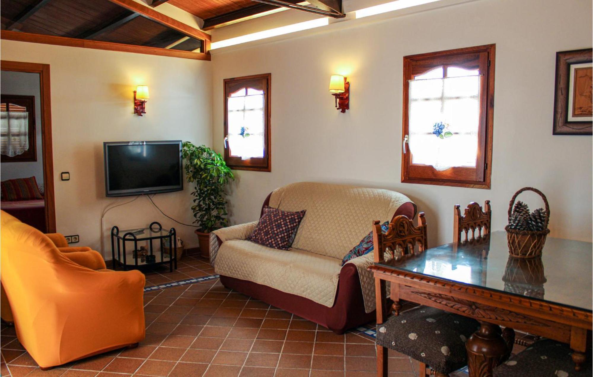 Amazing Apartment In Tossa De Mar With Wifi Exterior photo